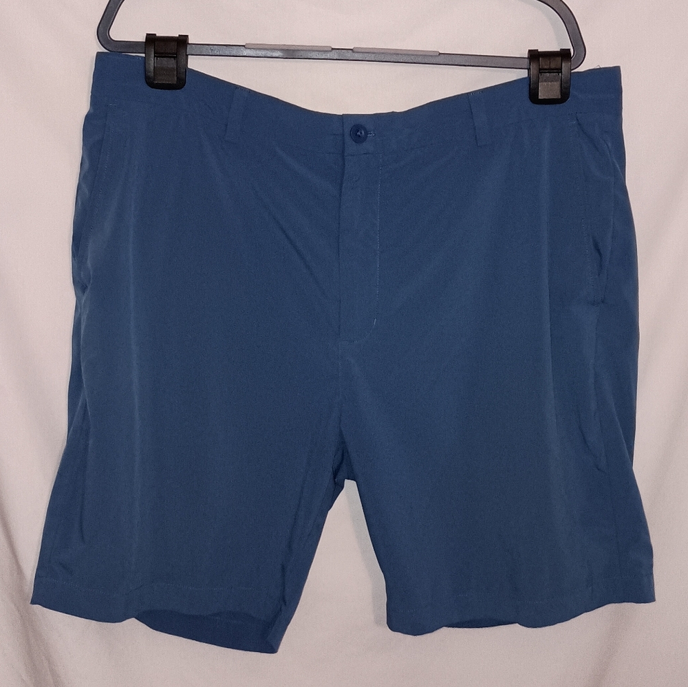 Mens Vineyard Vines Breaker Hybrid Performance Blue Shorts Size 41